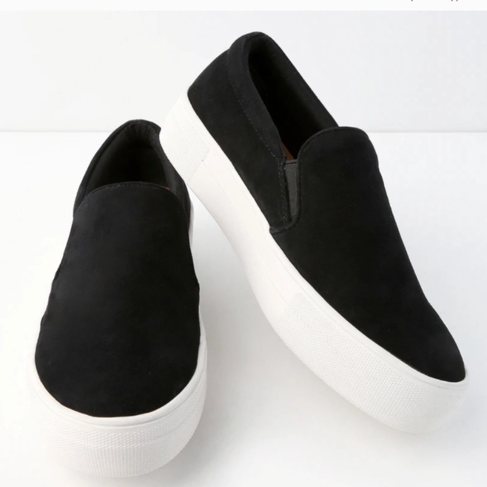 NEW Steve Madden Gills Suede Platform Sneaker